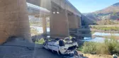 Son dakika haber! Kontrolden çıkan otomobil köprüden uçtu: 1 ölü, 2 yaralı