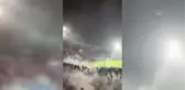 Endonezya'da futbol maçında çıkan izdihamda 174 kişi öldü