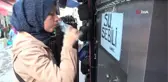 Hayır duası almak için 15 yıldır soğuk su dağıtıyor