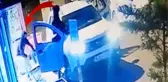 Hırsızlar kaçarken suç ortağını unuttu! Komedi filmlerini aratmayan anlar kamerada