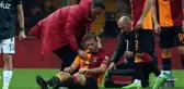 Galatasaray'a Ross'tan kötü haber geldi! İşte sahalardan uzak kalacağı süre
