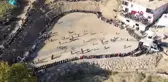 Yine bir aşiret düğünü yine aynı görüntü! Takılan takı miktarı dudak uçuklatacak cinsten