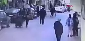 ALACAK TARTIŞMASINDA BIÇAKLA ÖLDÜRÜLDÜ; OLAY KAMERADA