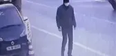 Silahlı gasp girişimi kamerada! Üstünü değiştiren gaspçıyı montu ele verdi