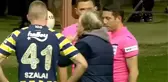 Adana Demirspor maçının bitmesiyle çılgına dönen Jorge Jesus, kırmızı kart gördü