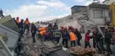 Osmaniye'de artçı deprem: 4 katlı bina yıkıldı