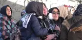 DEPREMDE HAYATINI KAYBEDEN 5 KİŞİLİK AİLE SON YOLCULUKLARINA UĞURLANDI