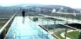 Cam teras depremde zarar görmedi