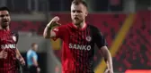 Beşiktaş, deprem sonrası ligden çekilen Gaziantep FK'dan Alexandru Maxim'i renklerine bağladı