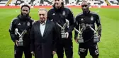 Beşiktaş'ta büyük kıyım! İki yıldızın daha sözleşmesi feshediliyor