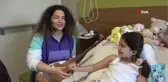 Depremin simgesi Yağmur'un en büyük hayali gerçekleşti, sanatçı Deniz Toprak ile düet yaptı