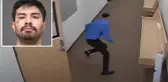 Ayağındaki kelepçeler çıkarılınca mahkeme salonundan firar etti