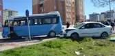 Edirne'de otomobil, yolcu minibüsüne çarptı: 5 yaralı
