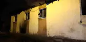 Depoda başlayan yangın evi küle çevirdi