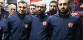 Şanlıurfa'daki selde itfaiye erinin yaptığı fedakarlık gözleri yaşarttı! Üzerini değiştirip tekrar suya girmiş