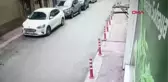 KURYE, MOTOSİKLETİNİ ÇALAN HIRSIZI ÜZERİNE ATLAYIP YAKALADI