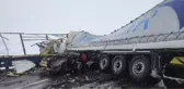 TIR'lar kafa kafaya çarpıştı: 2 yaralı
