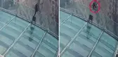 Sivas'ta bir şahıs 243 metre yükseklikten kayalıklara atladı! İntihar anları kamerada