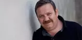 Oyuncu Serhat Özcan Türkiye İşçi Partisi'nden milletvekili aday adayı oldu