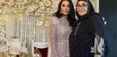 Sahneleri bırakıp tesettüre girmeye hazırlanan Tuğçe Tayfur, annesiyle iftar pozunu paylaştı