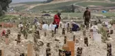 Hatay'da bayram öncesinde mezarlıklarda büyük hüzün! Gözyaşları sel olup aktı