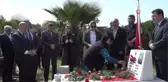 Mardin Valisi Demirtaş, görevi başındaki personeller ve afetzedelerle bayramlaştı