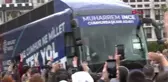 İNCE TÜRKİYE'NİN NERESİNE GİDERSEM GİDEYİM, BENİ GENÇLER KARŞILIYOR