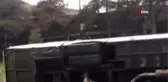 Isparta'da servis aracı devrildi: 17 yaralı
