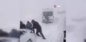 Palandöken geçidinde kar ve tipide mahsur kaldılar