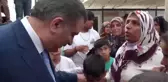 Bakan Koca'yı karşısında görünce gözyaşlarına hakim olamadı