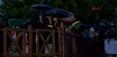 SAĞANAK YAĞMURA RAĞMEN HIDIRELLEZ DİLEKLERİNİ DENİZLE BULUŞTURDULAR