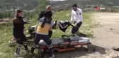 Seyir halindeki motosiklet devrildi, sürücüsü yaralandı