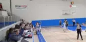 Belediye başkanı basketbol takımında