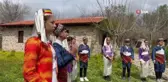 Marmarisli öğrenciler işaret dili ile Kerimoğlu Türküsünü söyledi