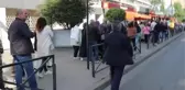 Fransa'daki Türk seçmenlerden sandığa yoğun ilgi