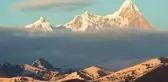 Çin, Everest Dağı'na Bilimsel Keşif Gezisi Başlattı