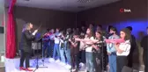 Köy okulunda düzenlenen çok dilli koro dinleyenleri mest etti