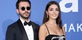 Cannes Film Festivali'ne giden Hakan Sabancı ve Hande Erçel birlikte poz verdi