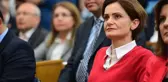 Kaftancıoğlu, kendisini başörtülü gösteren fotoğrafa böyle tepki gösterdi: Kadınların inançlarından ellerinizi çekinceye kadar mücadeleye devam