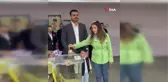 AK Parti'li İnan, eşi ve çocuğuyla birlikte oyunu kullandı