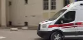 Ambulansla taşınan hastalar sandık başına gitti
