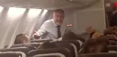 Bakan Nebati ile yolcular arasında 