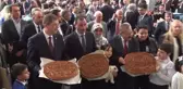 AK Parti Bilecik milletvekili Eldemir torunu Salih ile kayıt yaptırdı