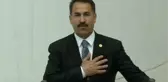 Metni yanlış okuyan AK Parti Milletvekili Cemil Yaman'ın yemini tekrarlatıldı