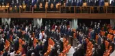 Yemin töreninde dikkat çeken görüntü! 38 vekil CHP'den ayrıldı