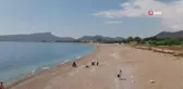Sahildeki çöpler dronla toplandı, 7 ülkenin vatandaşları çevre için bir araya geldi