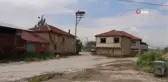Bu leylekler 15 yıldır aynı yere yuva yapıyor