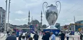 Şampiyonlar Ligi finali için geldiği İstanbul'da para bozduran turistten olay paylaşım: Cüzdan yetmiyor bavul lazım