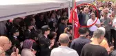 CHP'li vekilden şehit cenazesinde tepki çeken hareket