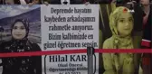Mezuniyet töreninde ağlatan deprem pankartı